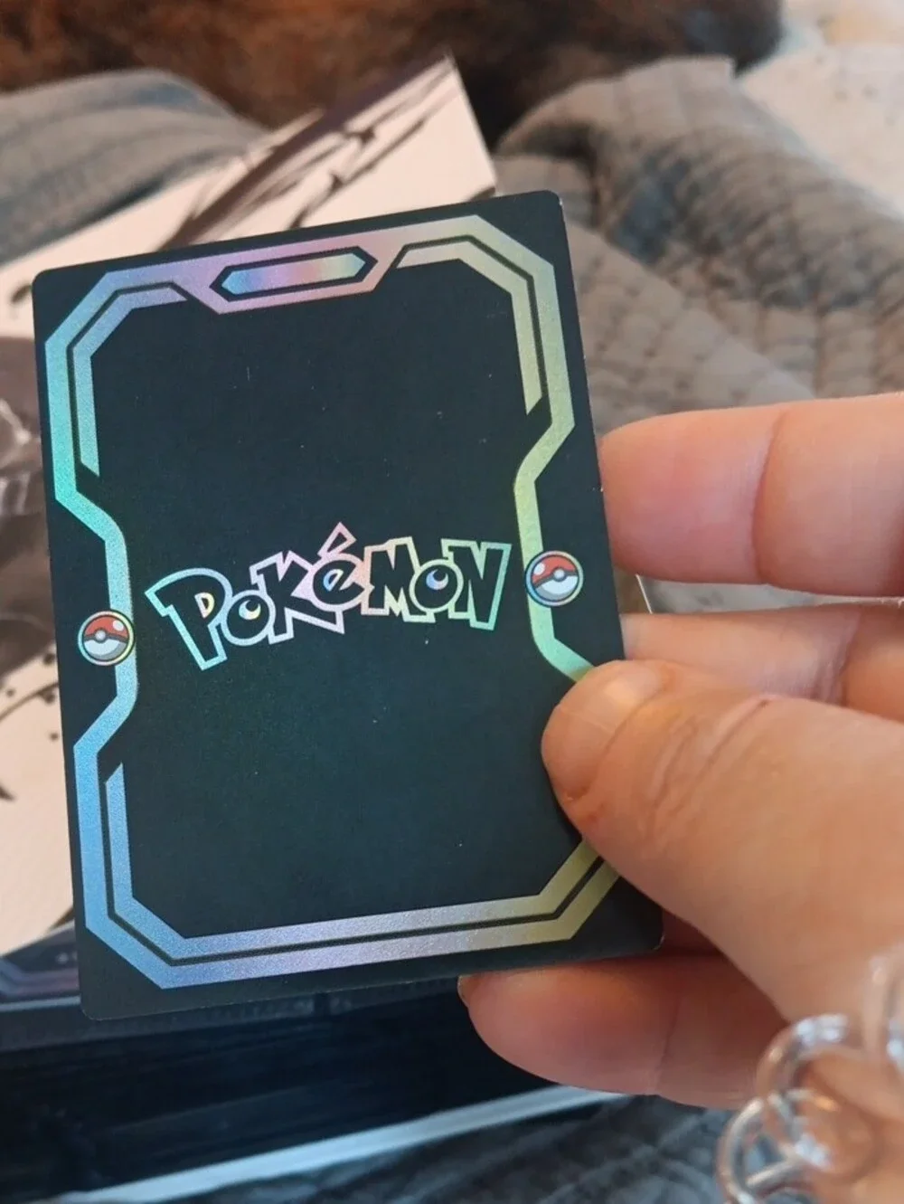 Pokemon Ivysaur Holographic Card - Blue, Green, Purple